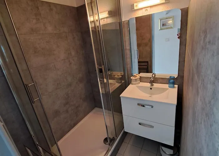 Апартаменты Amoureva B34, T3, Vue Mer, Piscine, Parking, Clim Агд